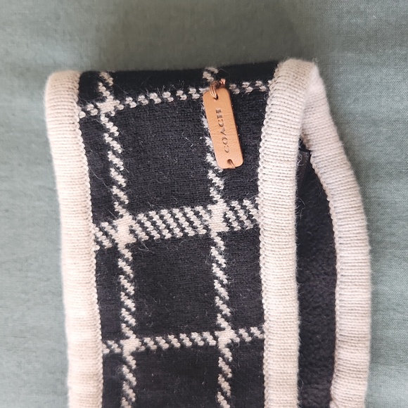 COACH Headwarmer - Picture 3 of 4